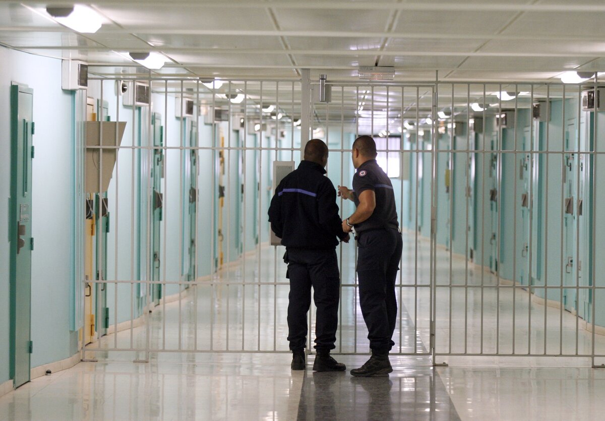 Suicide rate in French prisons hitting a record ‎