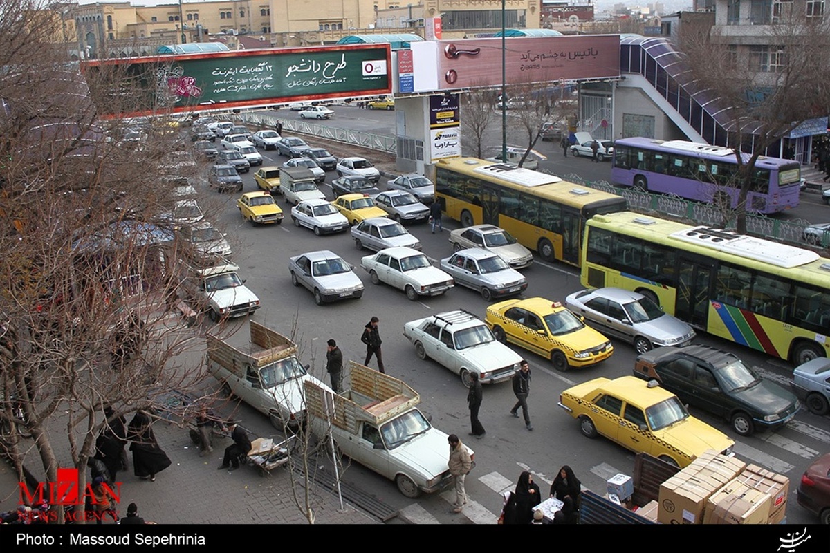 پاسخ به برخی شبهات در مورد برخورد با کشف حجاب در خودرو/ طبق تبصره ماده ۶۳۸ قانون مجازات اسلامی، کشف حجاب در انظار و معابر عمومی، جرم‌انگاری شده است