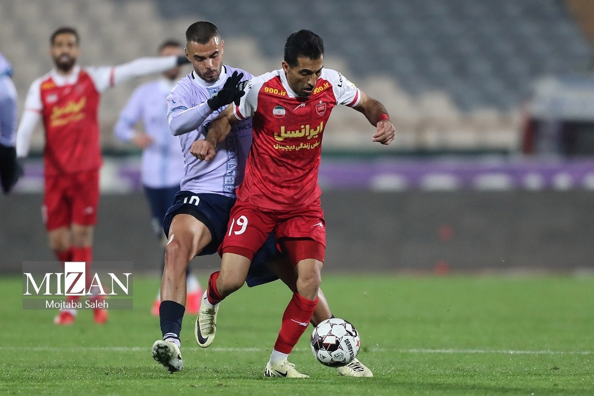 درخشان: پرسپولیس به یک مهاجم شش‌دانگ نیاز دارد/ فقط یک دل نگرانی مقابل ذوب‌آهن دارم