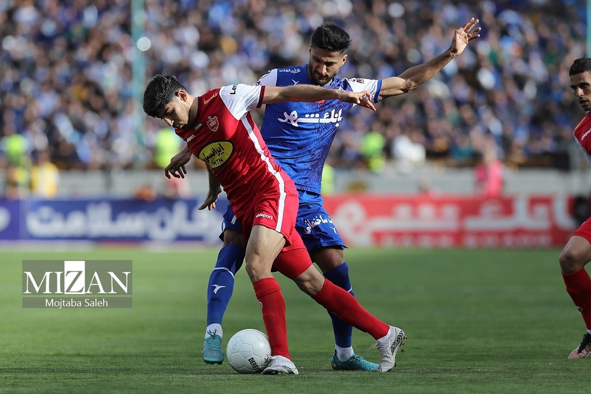 محمد: فقط مسائل حاشیه‌ای می‌تواند‌ پرسپولیس را از قهرمانی دور کند/ گل‌محمدی مربی نیست در ۳ هفته باقیمانده امتیاز از دست بدهد