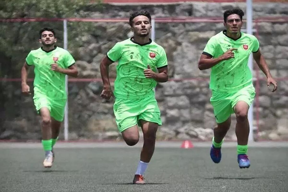 برتری پر گل امید‌های پرسپولیس برابر تیم ملی فوتبال دانشجویان