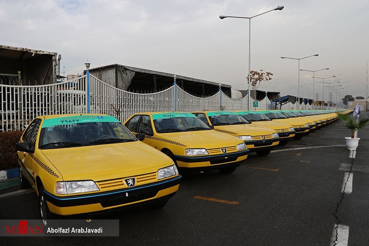 افزودن تاکسی به ۴۰ خط پر مسافر