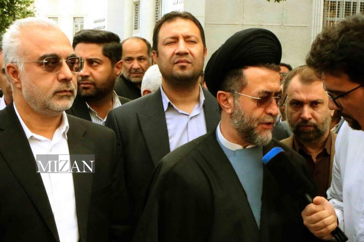 بررسی ابعاد مختلف پرونده سوءقصد به امام جمعه کازرون تحت نظر مقام قضایی ادامه دارد